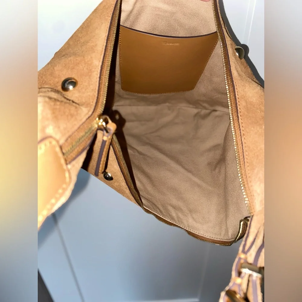 Madewell The Essential Curve Shoulder Bag - Picture 8 of 13